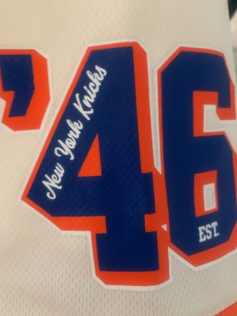 KNICKS - Picture 9 of 14